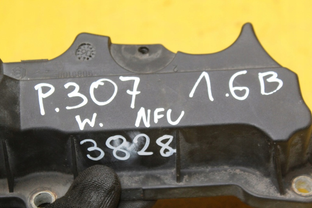 фото №6, Кришка клапанів 9658651780 peugeot 307 1.6 16v