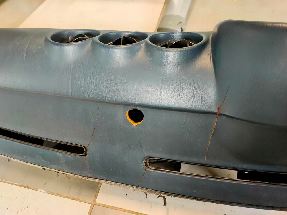 фото №8, Панель приладів приладова панель приладів mercedes 107 granatowy kompletny гарний