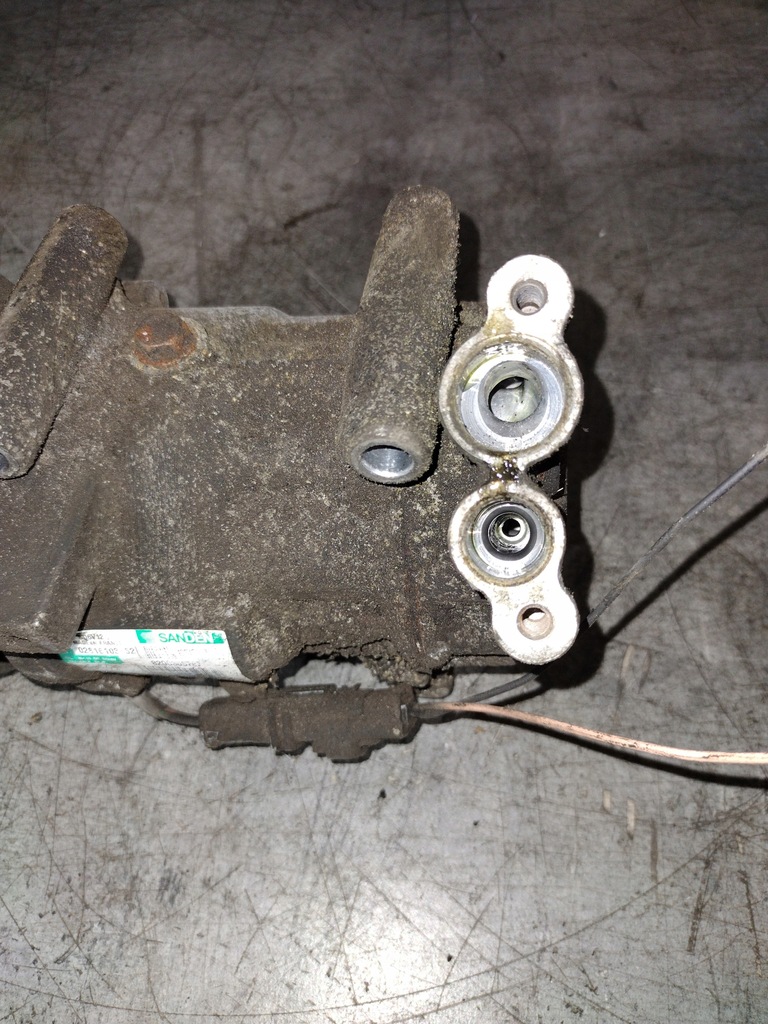 фото №7, Компрессор кондиционера 8200365787 renault clio ii