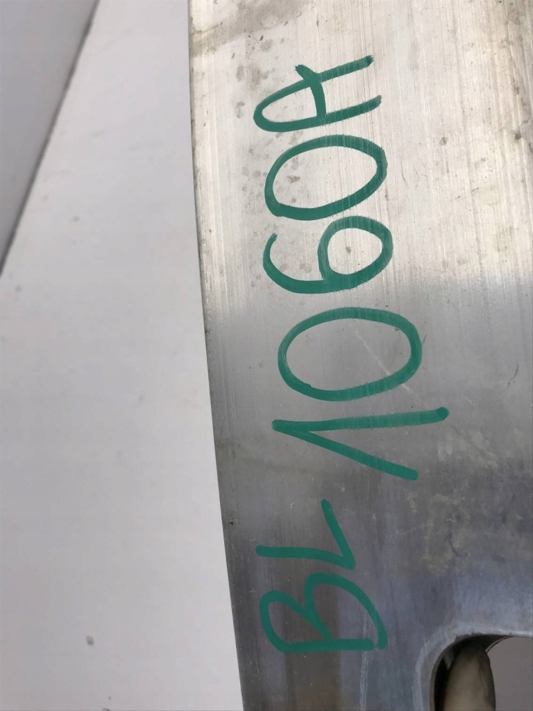 Tesla model y 2021 балка бампера передній 1487601-00-e Зі Шроту