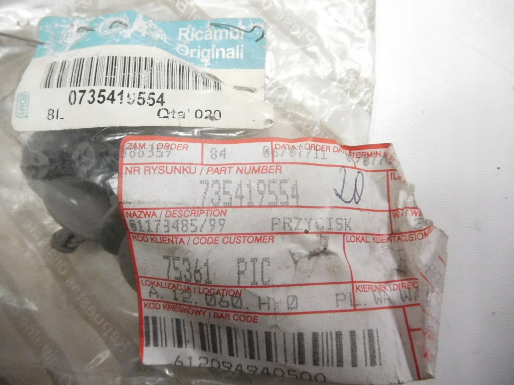 фото №8, Клипса кронштейн обивка fiat linea оригинальный номер 735419554