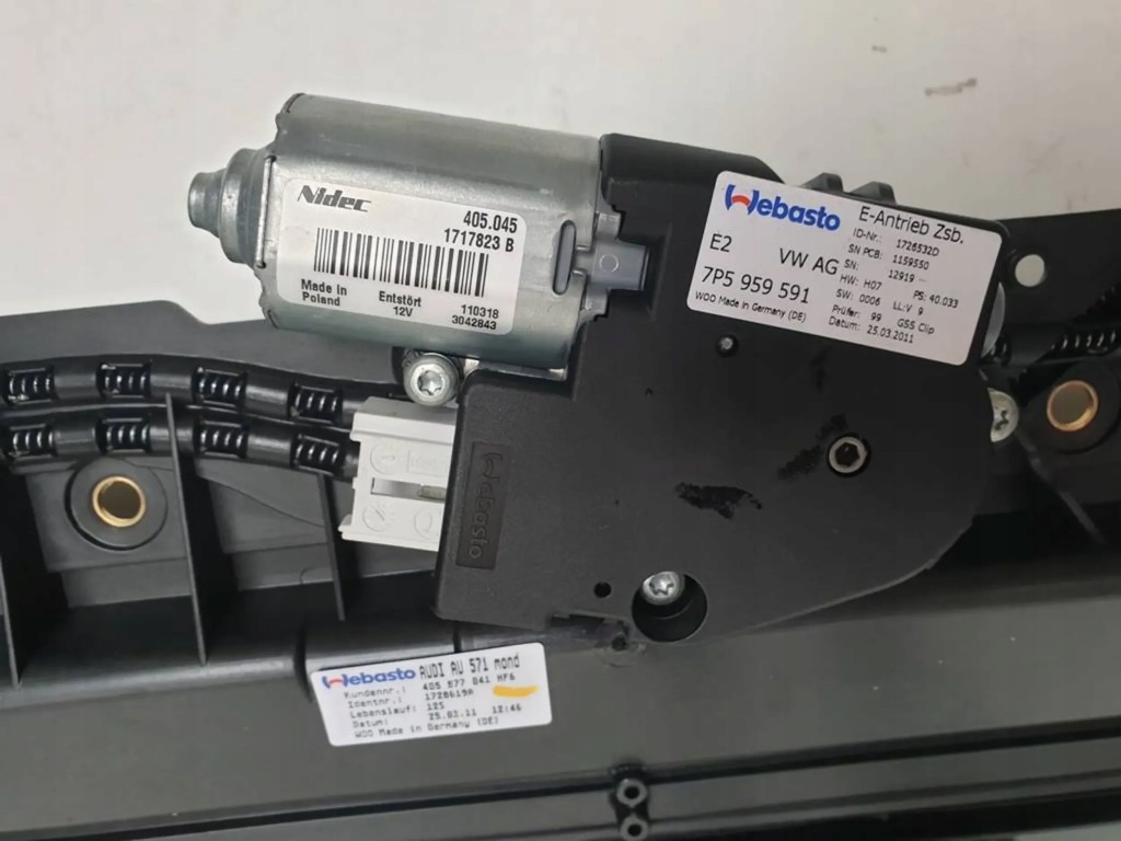 Audi a6 c7 2011r sedan люк с Разборки