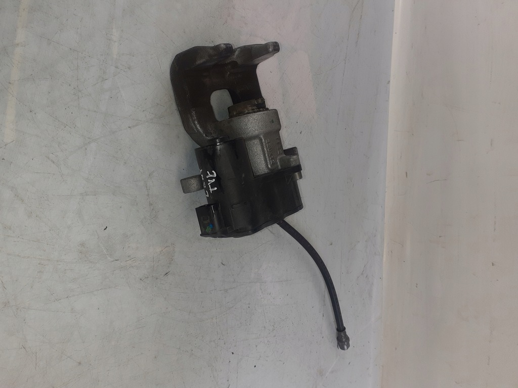 фото №5, Суппорт тормозной левый задняя mercedes glb x247