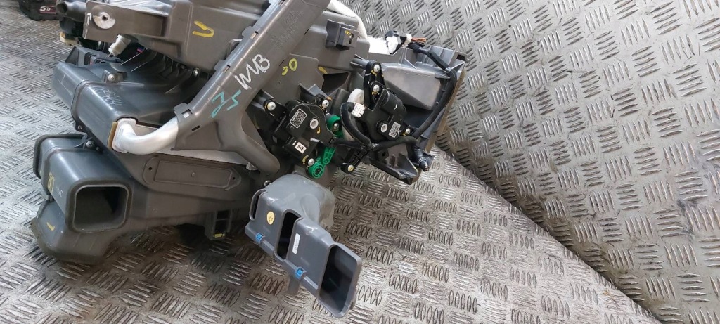 фото №9, Корпус обігрівача комплектна santa fe iii 2.0 t usa