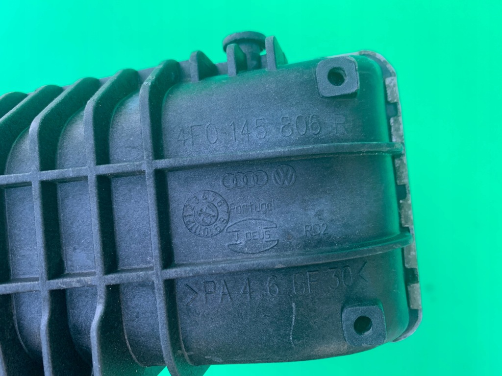 Интеркулер правая радиатор воздуха audi a6 c6 2.7 tdi 4f0145806r Оригинал
