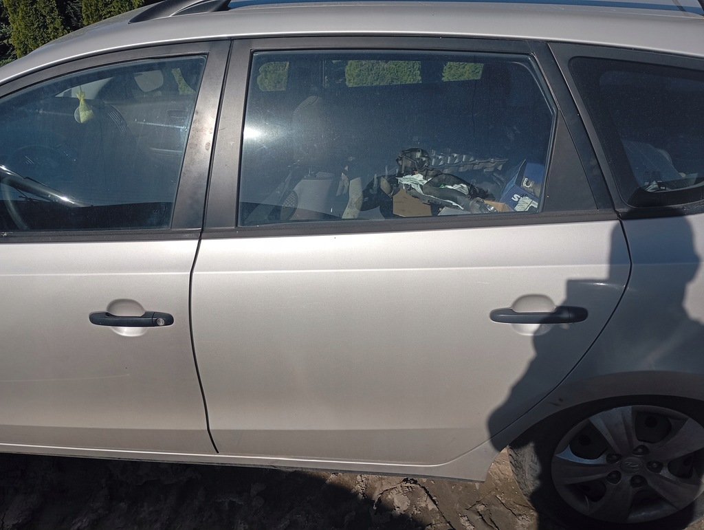 фото №1, Дверь левый задняя левая задние hyundai i30 i cw kombi 2007-2012