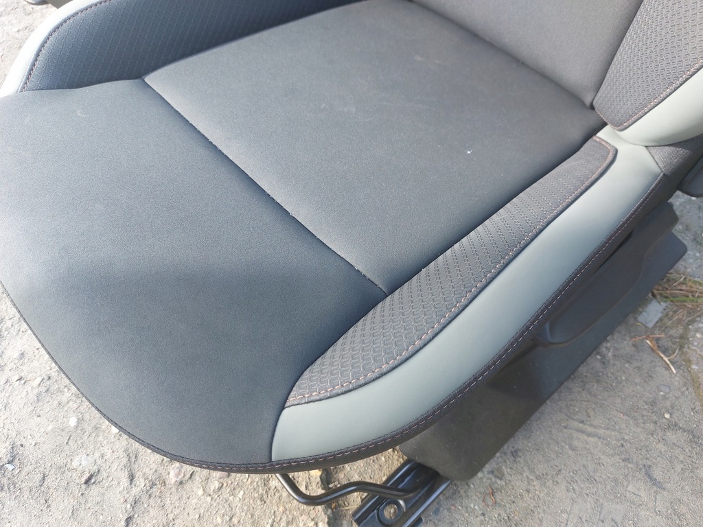 фото №6, Сидіння перед dacia duster iii 24- europa