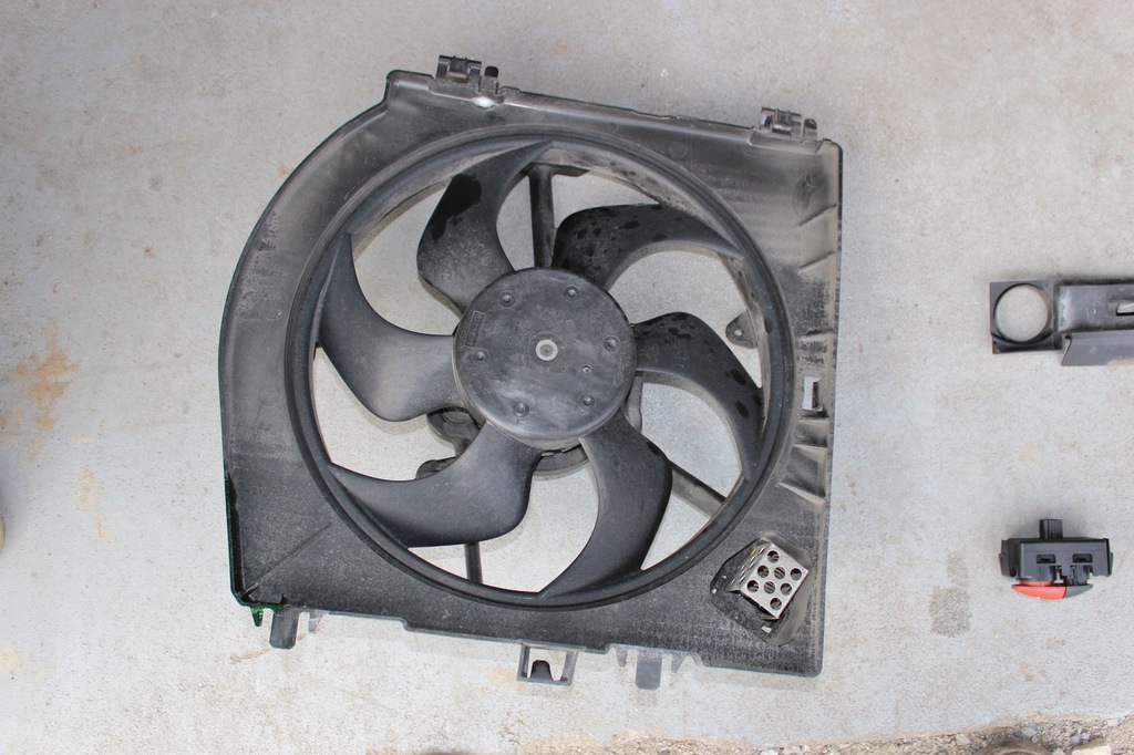 фото №1, Renault twingo ii 1.2 gt вентилятор радиатора