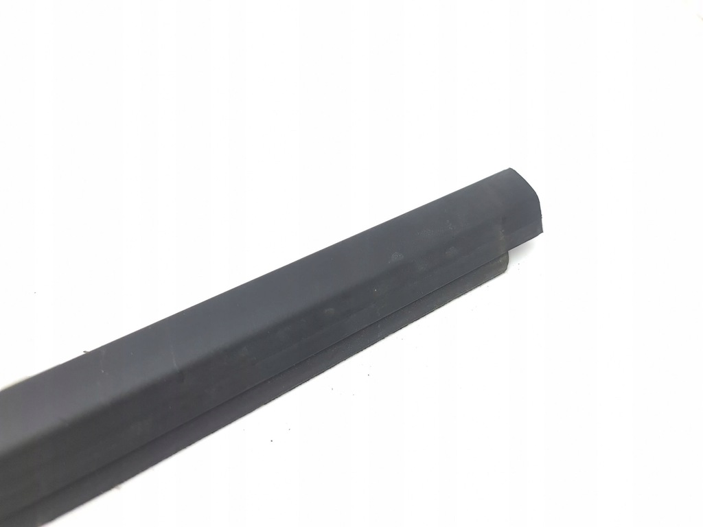 фото №6, Kia niro 2024 молдинг стекло дверь передних