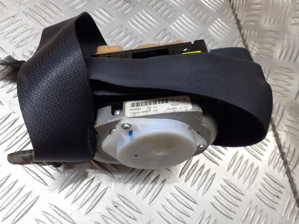 Ремень правый перед toyota avensis t25 2.0 Доставка