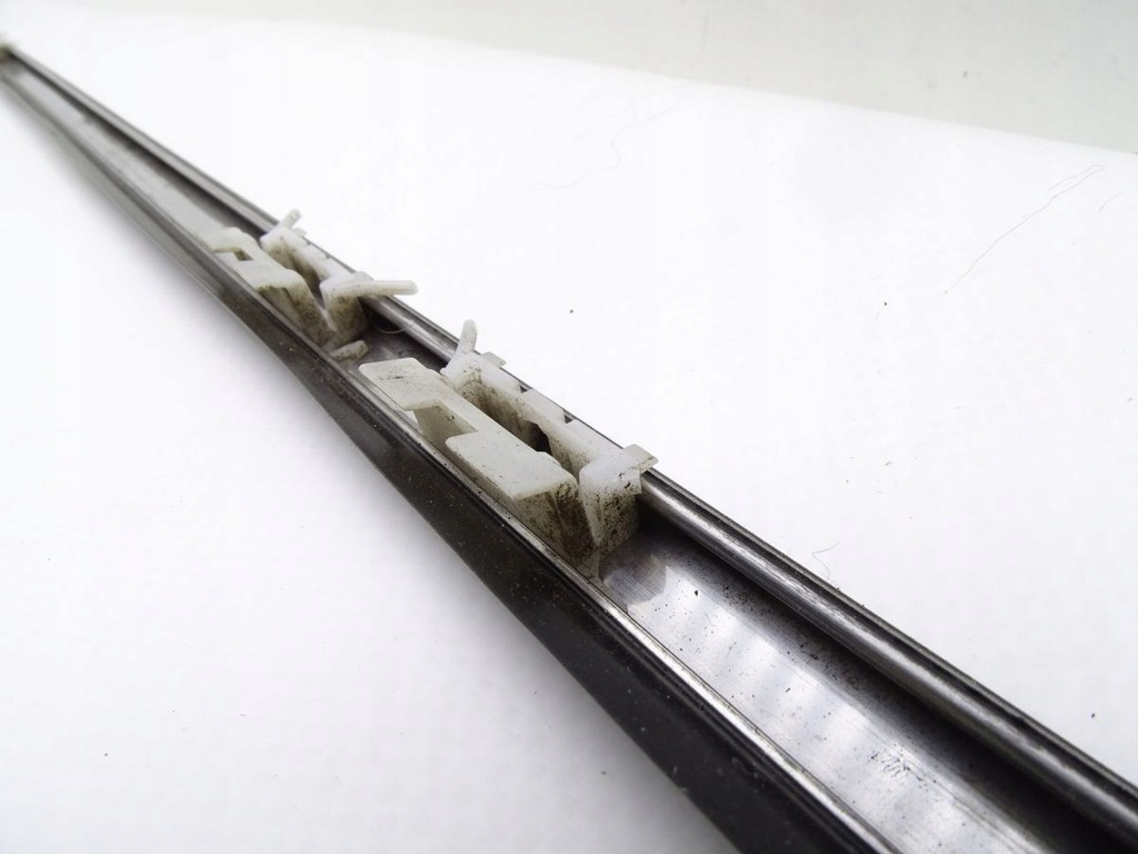 фото №5, Mitsubishi pajero ii 91-99 молдинг дахова права 5d