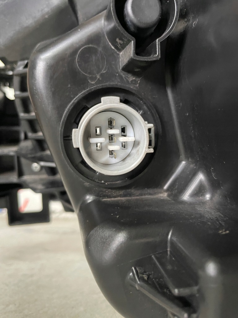 Купить Mazda cx-5 рестайлинг  full led фара правый  перед 2014-