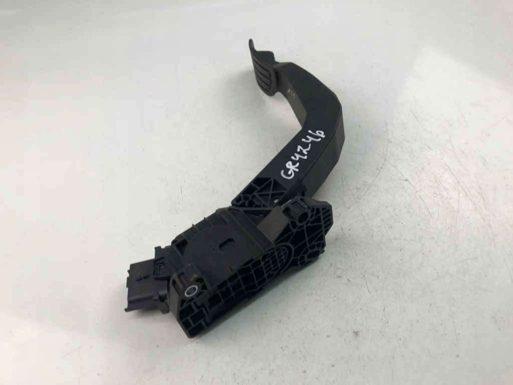 фото №1, Педаль газа opel corsa f 9827704480 electric 100kw 2022