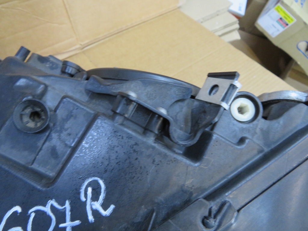 фото №12, Bmw 5 f10 f11 bi-xenon поворотный 7203251-21 левая