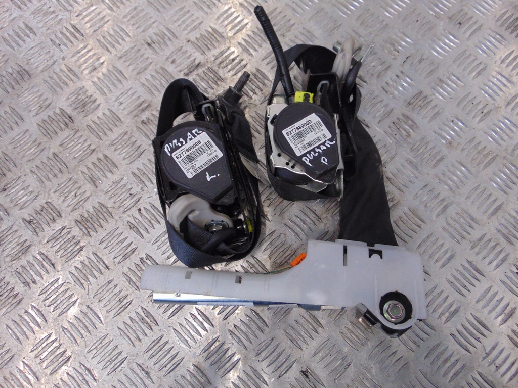 фото №1, Nissan pulsar pas безопасности левый 14-