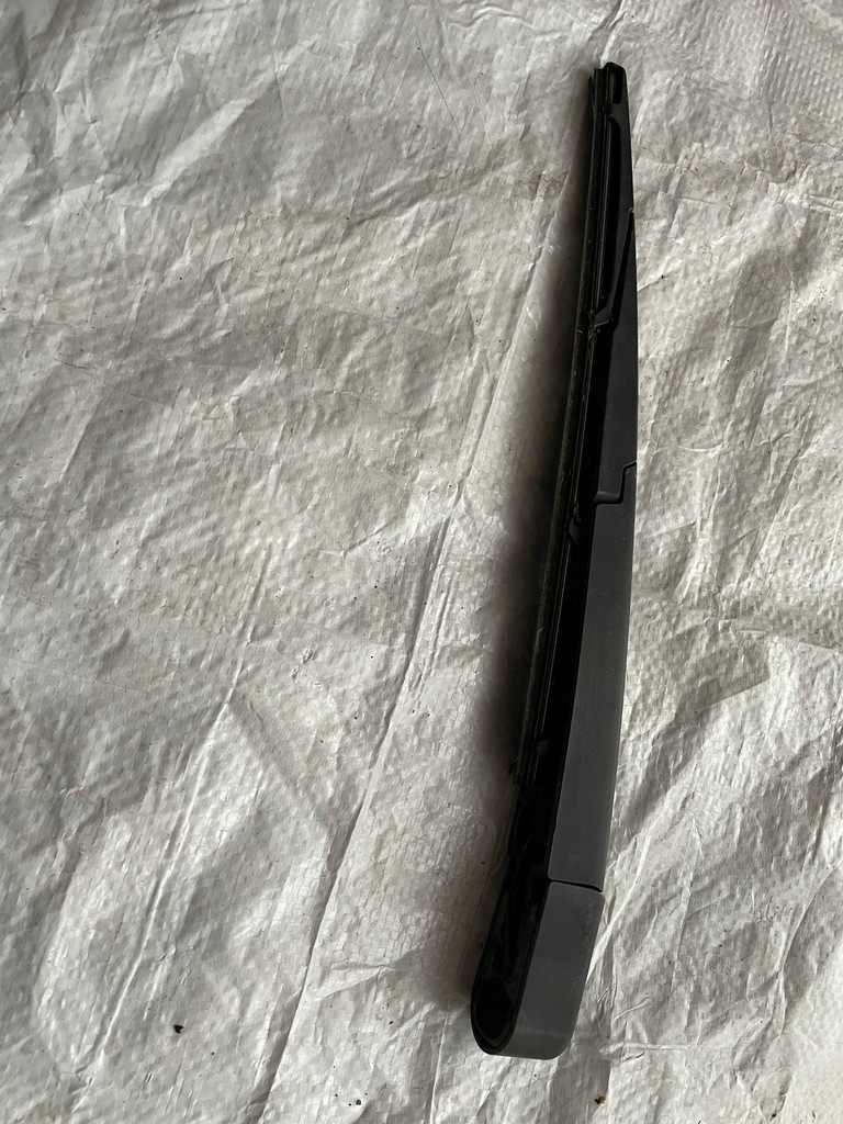 фото №1, Kia carens iv 13- важіль щітка двірники задня