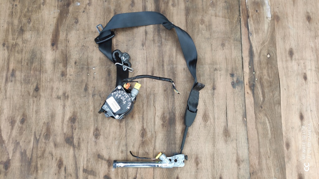 Купити Ford focus mk3 америка ремінь безпеки правий перед!