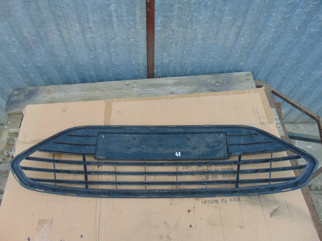 Решётка  решётка радиатора решётка ford mondeo mk4 рестайлинг с Разборки