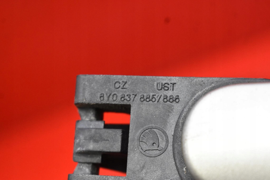 фото №7, Ручка правая перед передняя szampańska 6y0837885/886 skoda octavia 1 i lift