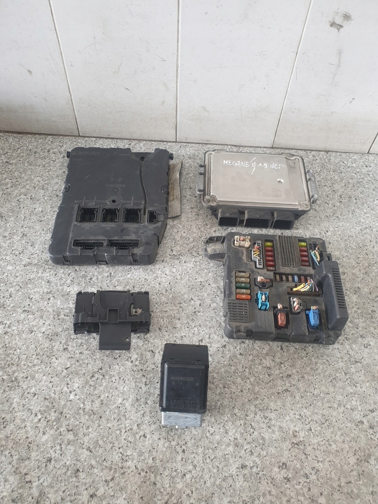 фото №1, Бортовий комп'ютер bosch 0281011275