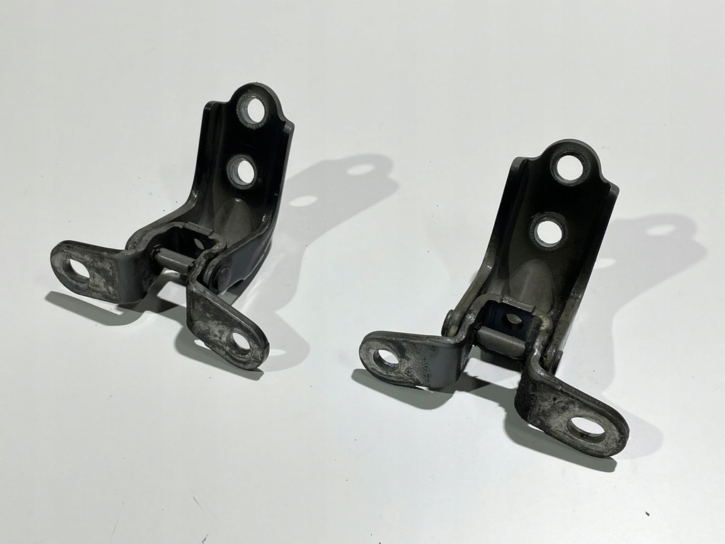 фото №1, Kia proceed i 07-12 петлі двері правий комплект 1k