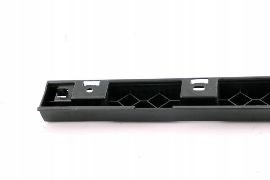 фото №11, Bmw x1 e84 направляющая кронштейн порог правое