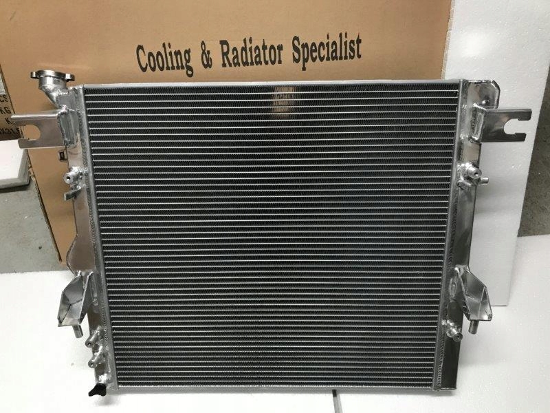 фото №1, Радиатор алюминиевая jeep wrangler jk