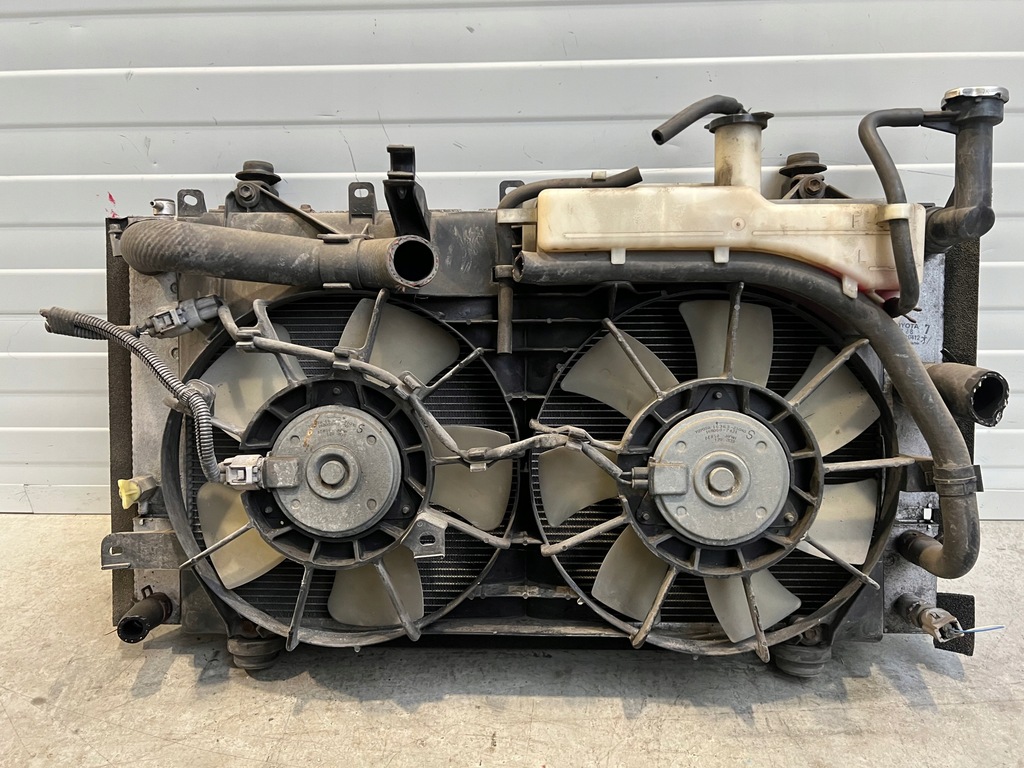 фото №8, Pas передній радіатор toyota prius ii бензин