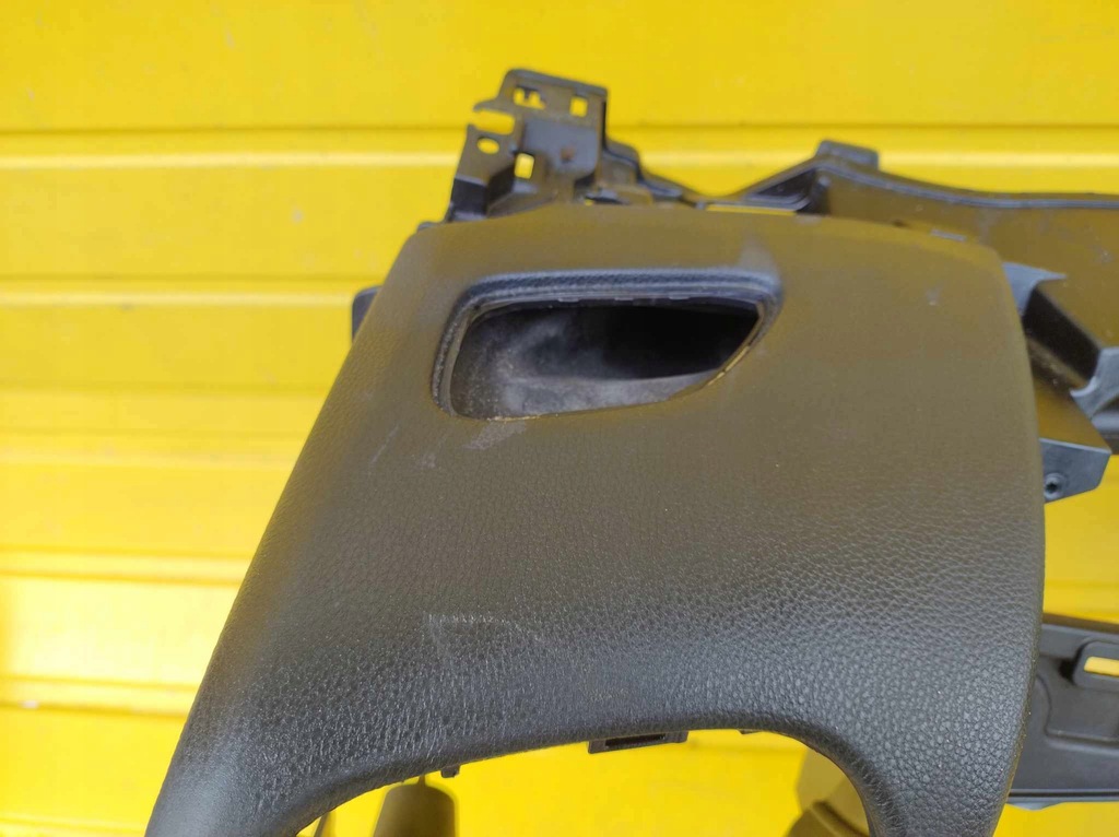 фото №6, Toyota yaris iv консоль приборная панель оригинал