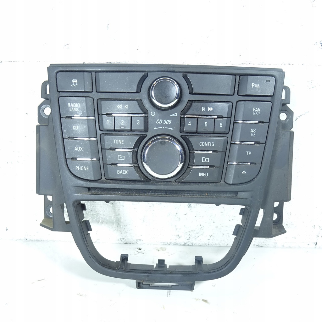 фото №1, Opel astra j панель радио 13360090