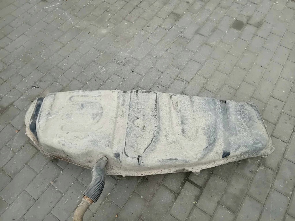 фото №5, Toyota rav4 iii бак пального 2.2 d4d заливна горловина труба 06-12