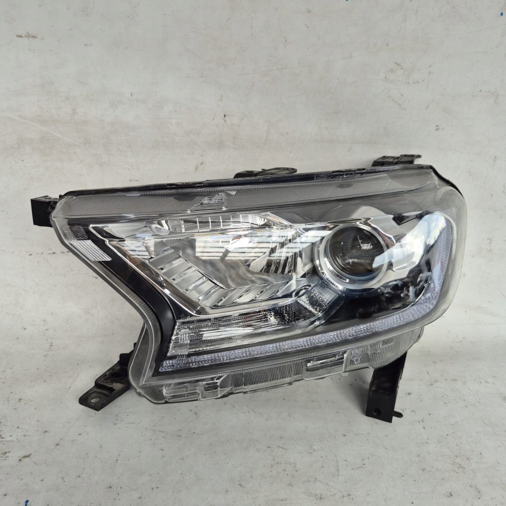 фото №1, Ford ranger v lift 19- лампа ліва перед передня ксенон led jb3b-13d155-ka
