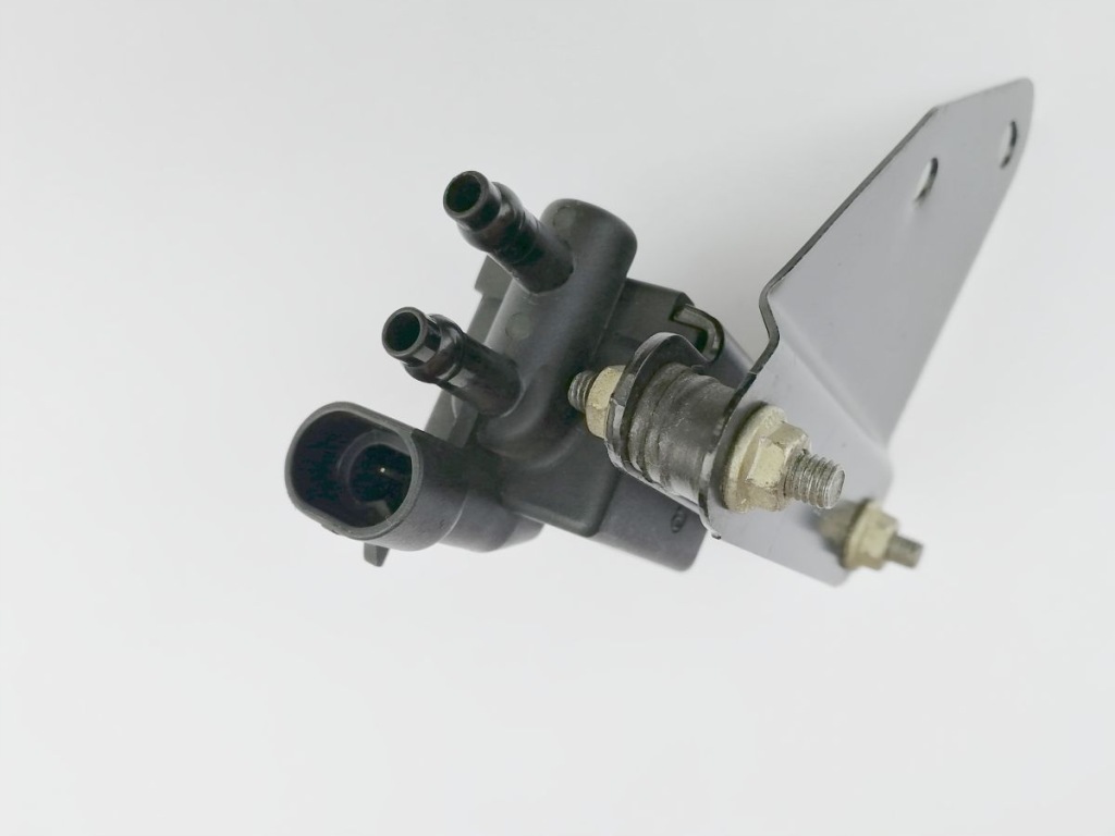 фото №2, Renault laguna i espace 2,0b клапан вакуумa