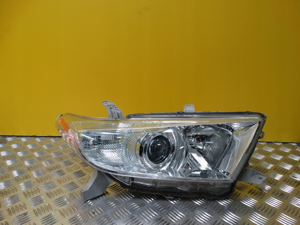 фото №1, Toyota highlander 2011-2013 фара лампа r usa