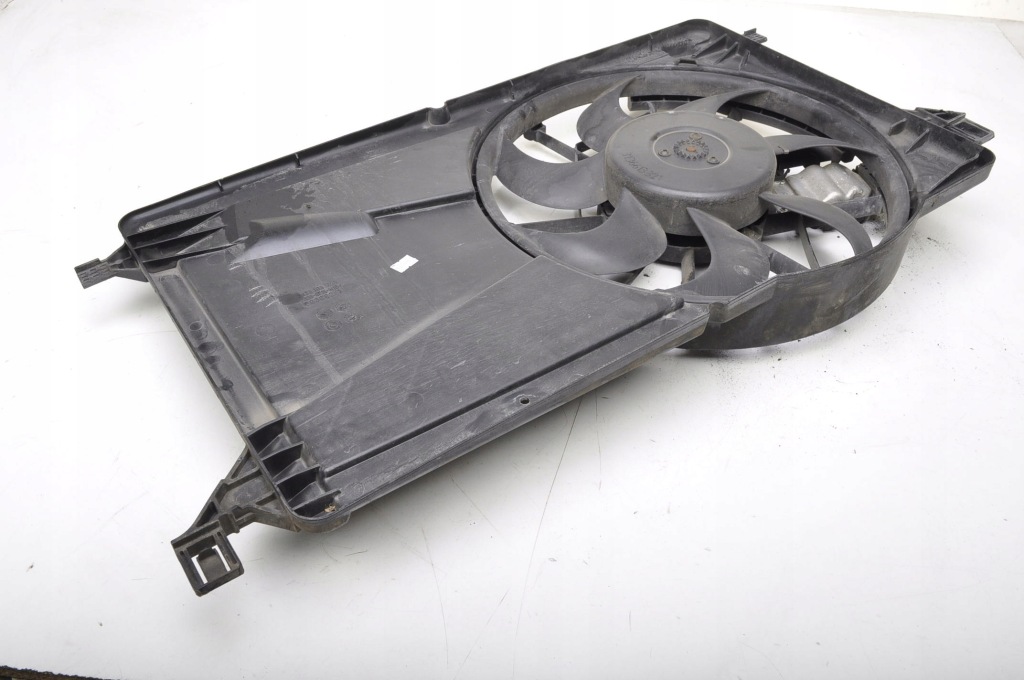 Ford focus mk2 1.6 tdci вентилятор радіатора 3m5h-8c607-rj в Україні