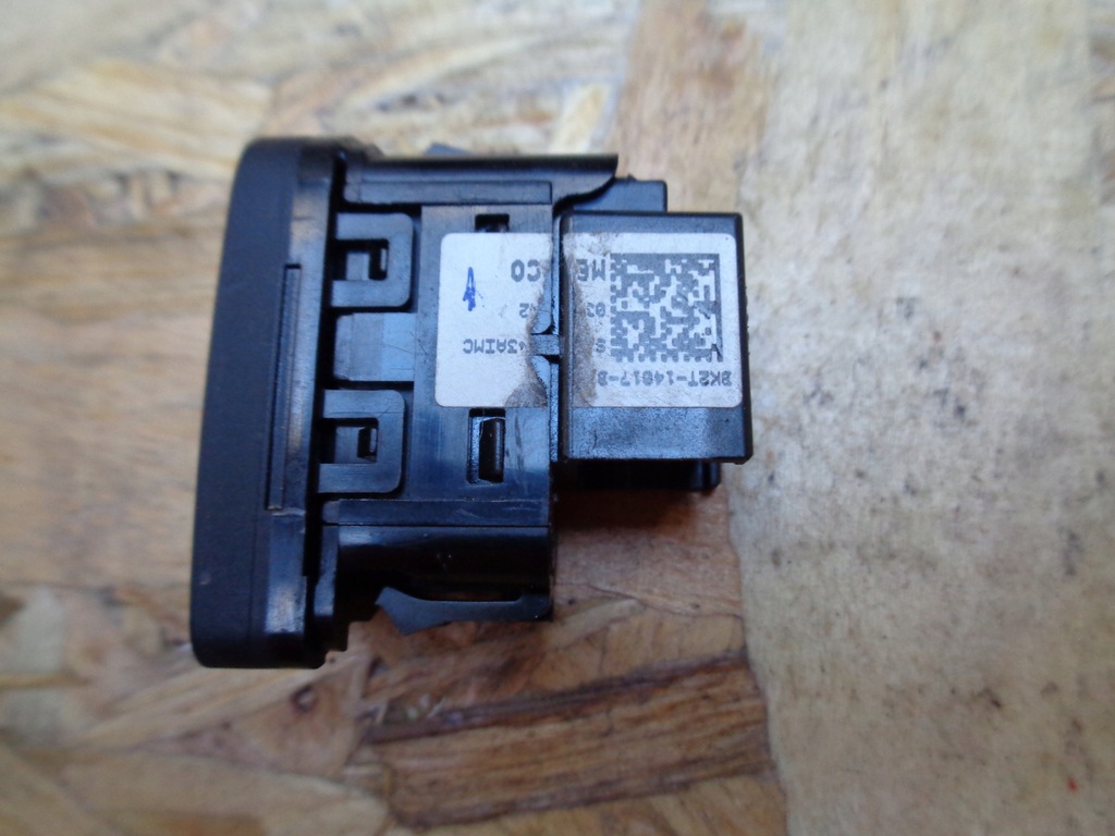 фото №2, Ford transit custom переключатель открывания замка r