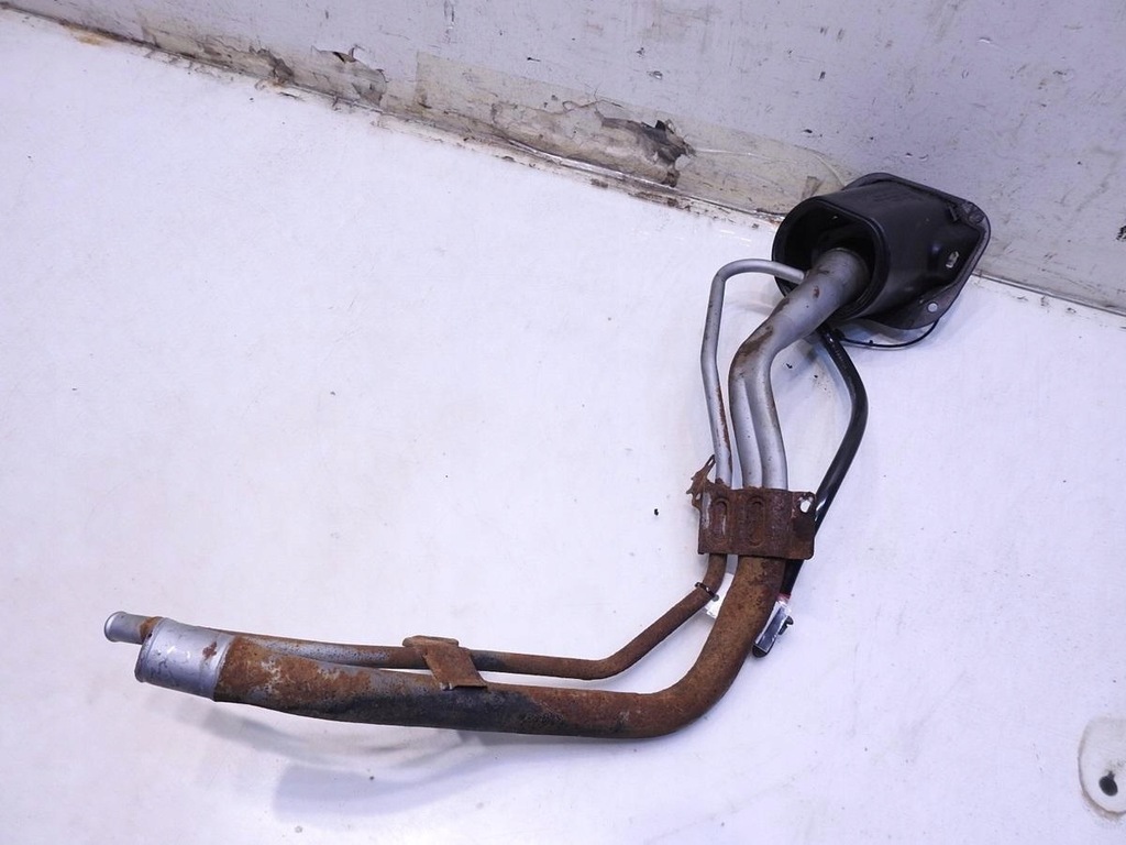 фото №4, Труба заливная горловина топлива subaru forester iii 2.0 d