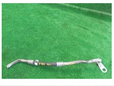 фото №1, Mercedes w203 c-klasa 2002r шланг кондиционера