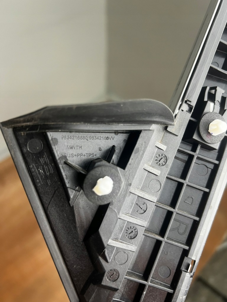 фото №9, Opel mokka ii b 2020 - молдинг хром боковая крыла задняя правый