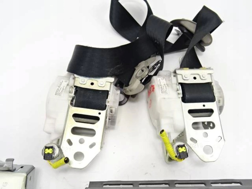 фото №8, Подушки безопасности ремни kpl. toyota avensis t27