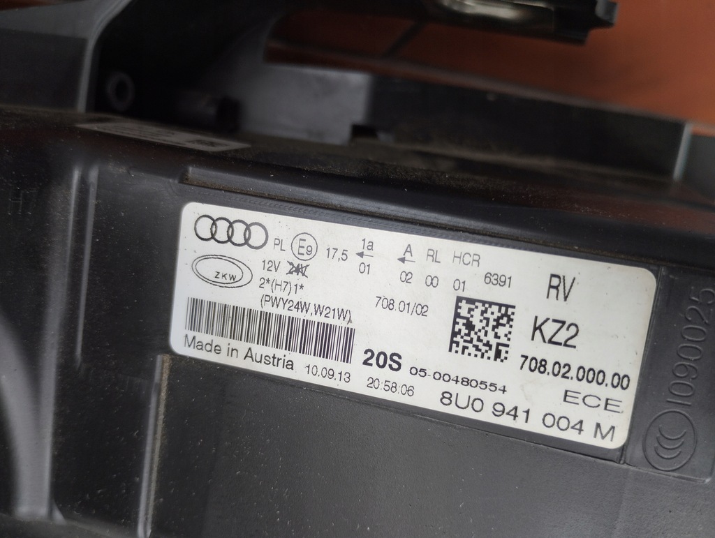 фото №8, Лампа правая обычная audi q3 8u 8u0 8u0941004m