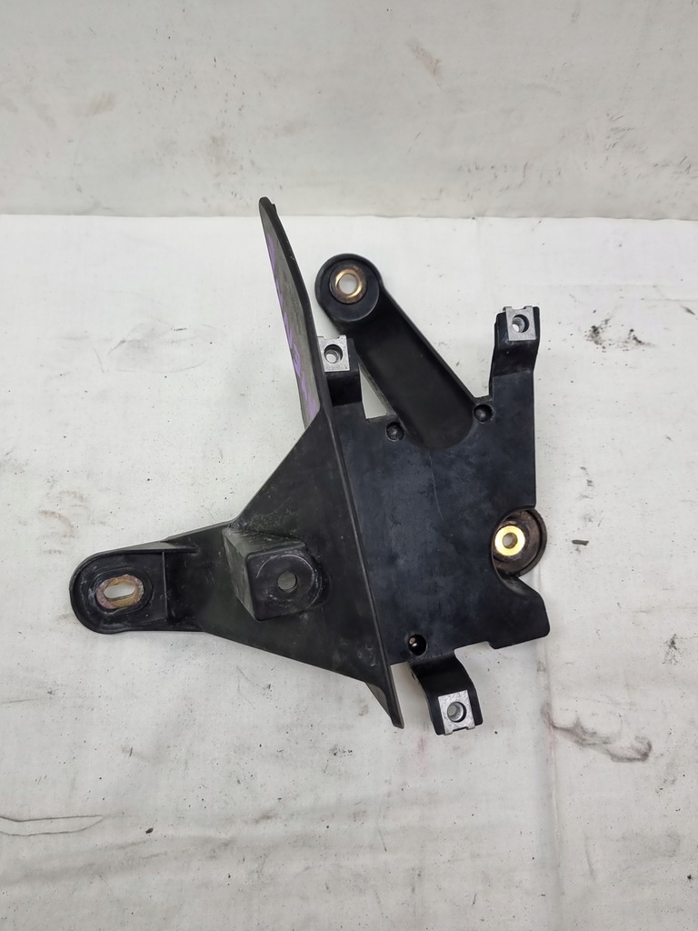 фото №1, Porsche cayenne 7p5 напрямна кронштейн радара