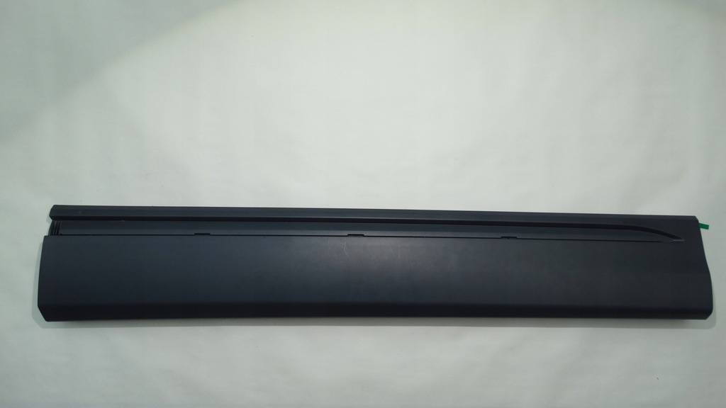 фото №1, Audi q8 2018-молдинг наружная дверь правая перед 4m8853960d 4m8853960b