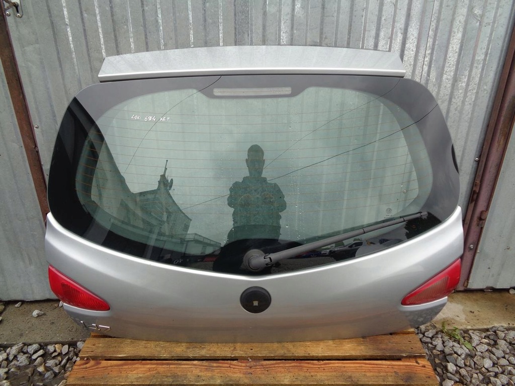 фото №1, Кришка багажника задня задня kpl alfa romeo 147 lak: 694 met