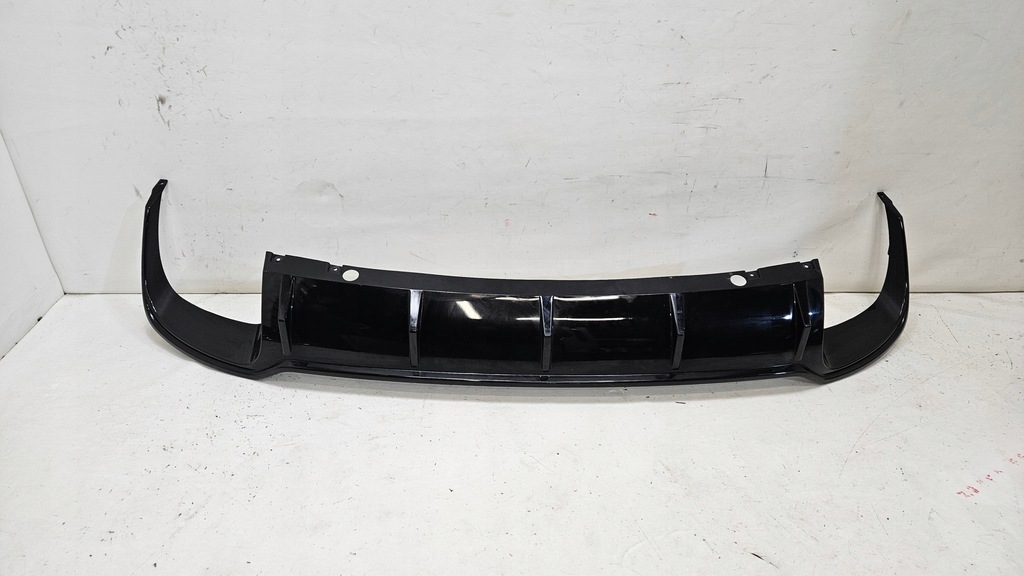 фото №1, Накладка спойлер задняя задний maserati grecale 670170861