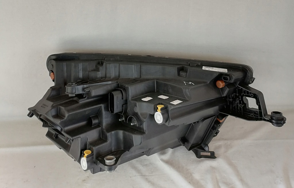 фото №4, Skoda kamiq лампа фара левый full led