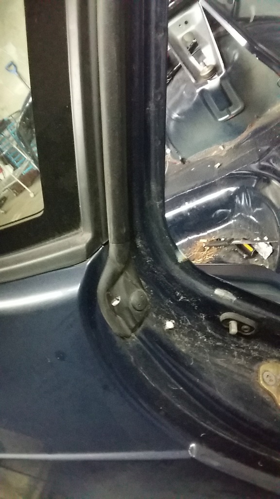 фото №8, Прокладка дверь прокладка кровельная правая saab 900 ii ,94-98r saab 900 2