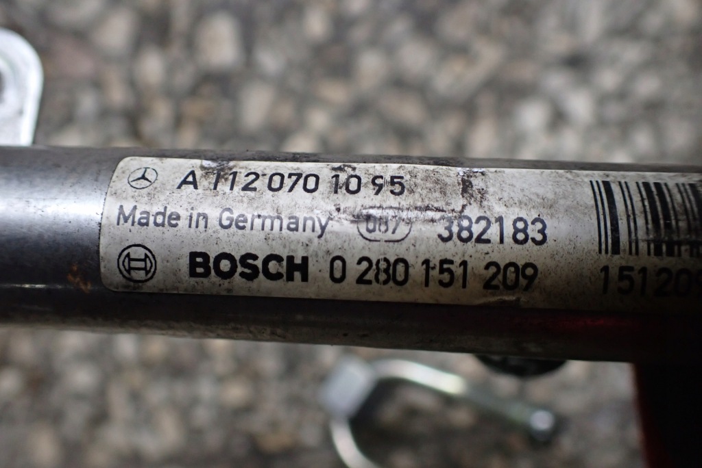 Купить Молдинг впрыскная mercedes w220 3.7 v6 a1120701095