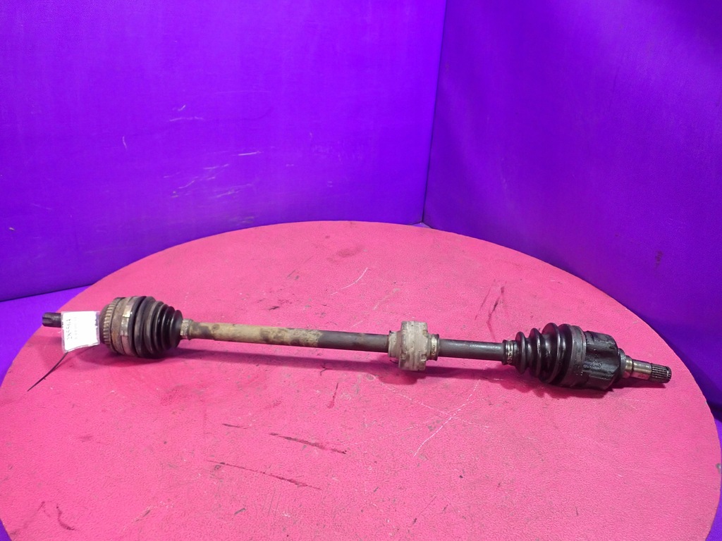 фото №1, Toyota yaris verso 1.4 d4d приводной вал правая шарнир abs