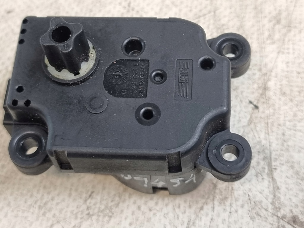 фото №11, Моторчик отопителя оригинальный номер 52408227 alfa romeo 159